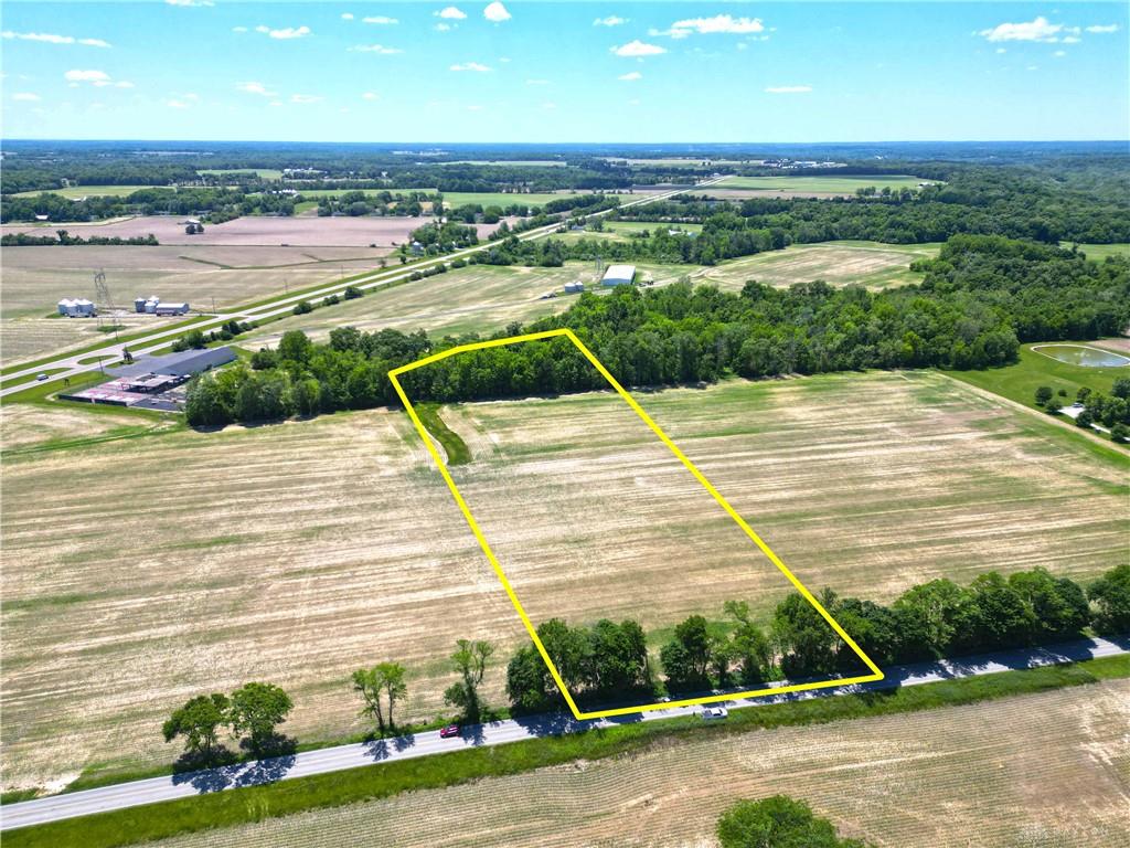Tract 3 Hedges Property Photo 3