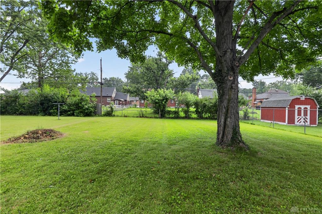 4022 Foxboro Property Photo 3