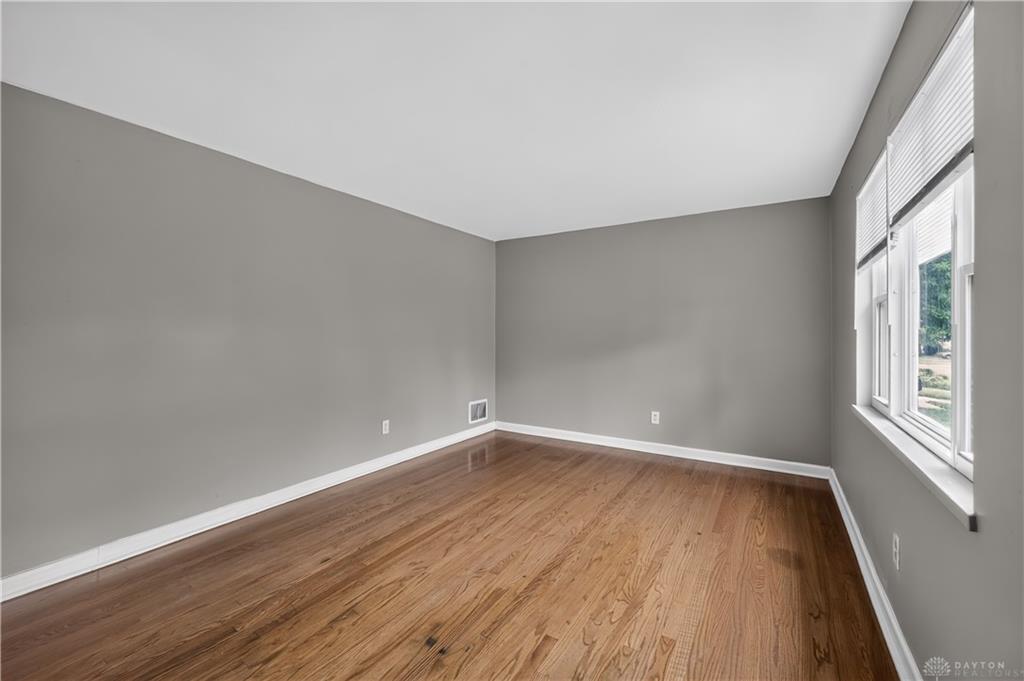4022 Foxboro Property Photo 8