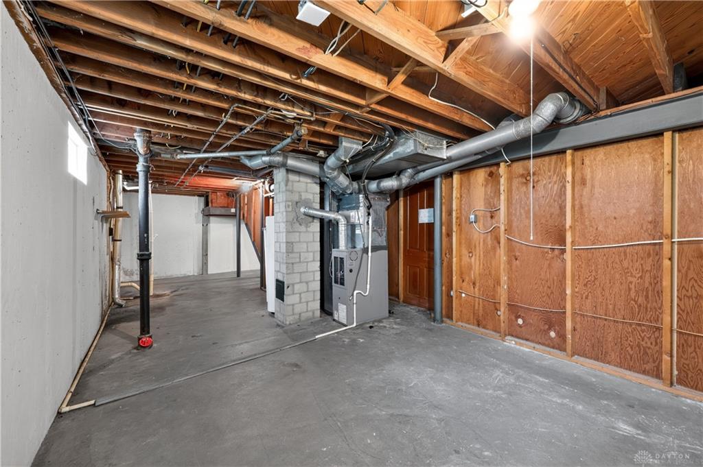 4022 Foxboro Property Photo 30