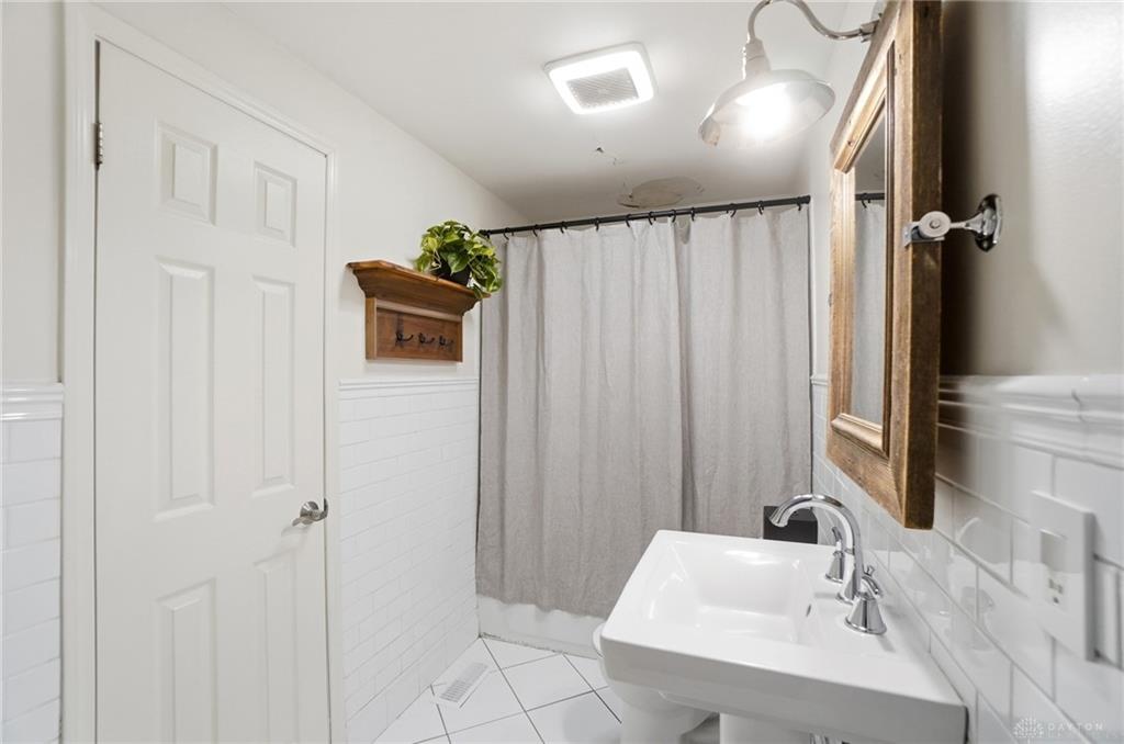4179 W Franklin Property Photo 33