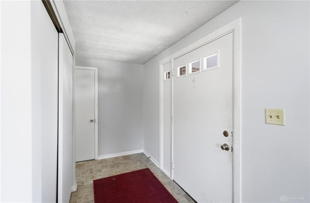 324 Oldham Property Photo 6