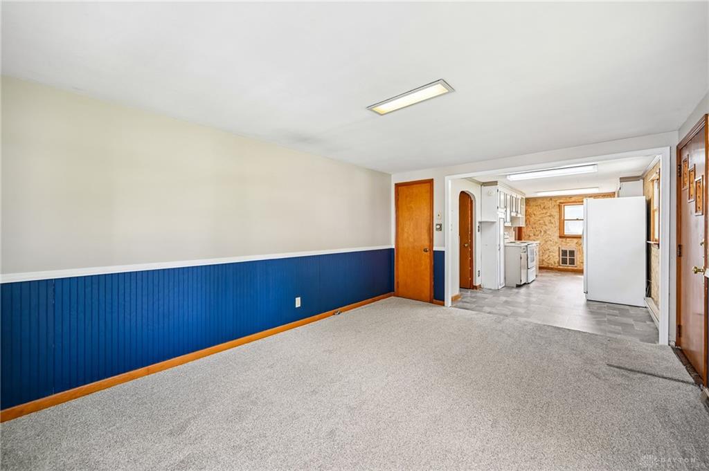 237 Leonard Property Photo 8