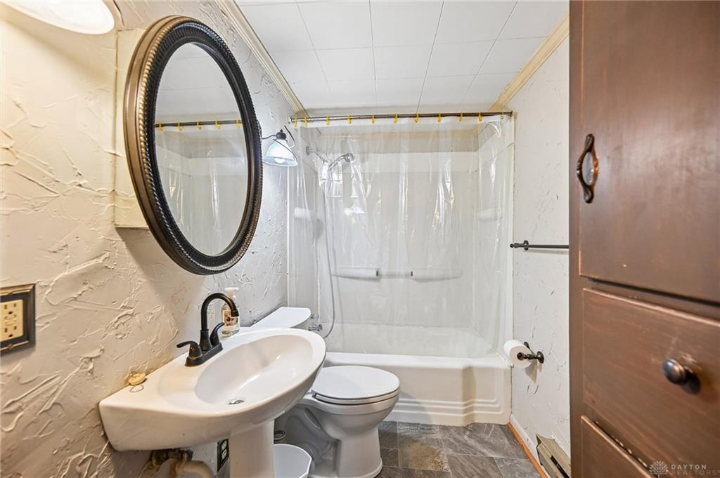 237 Leonard Property Photo 18