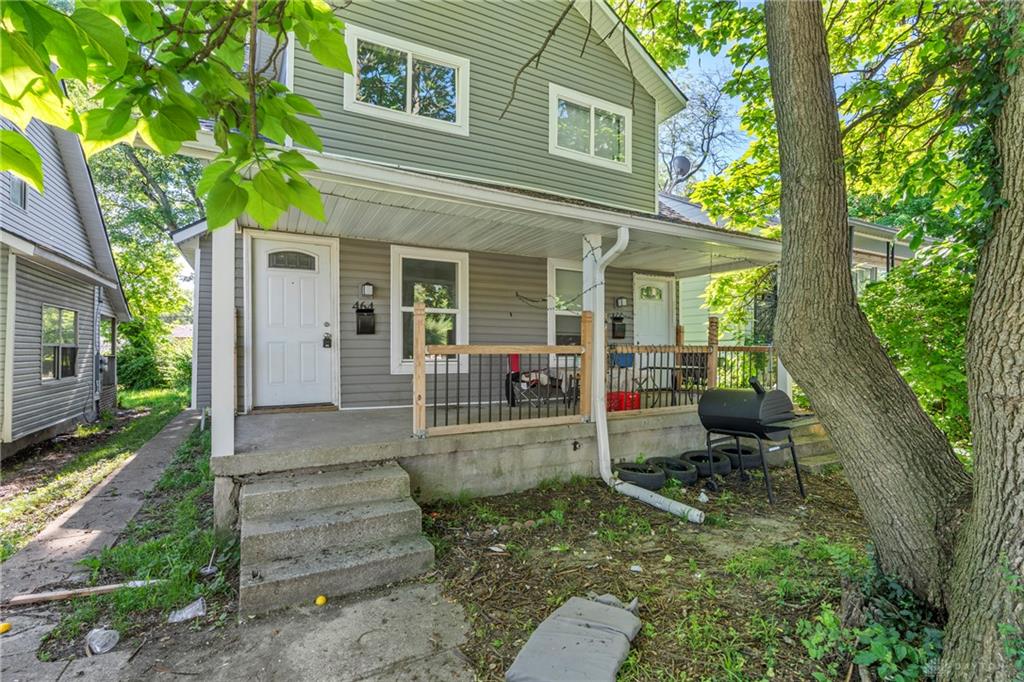 464-466 Dearborn Property Photo 3