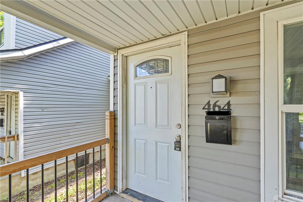 464-466 Dearborn Property Photo 5