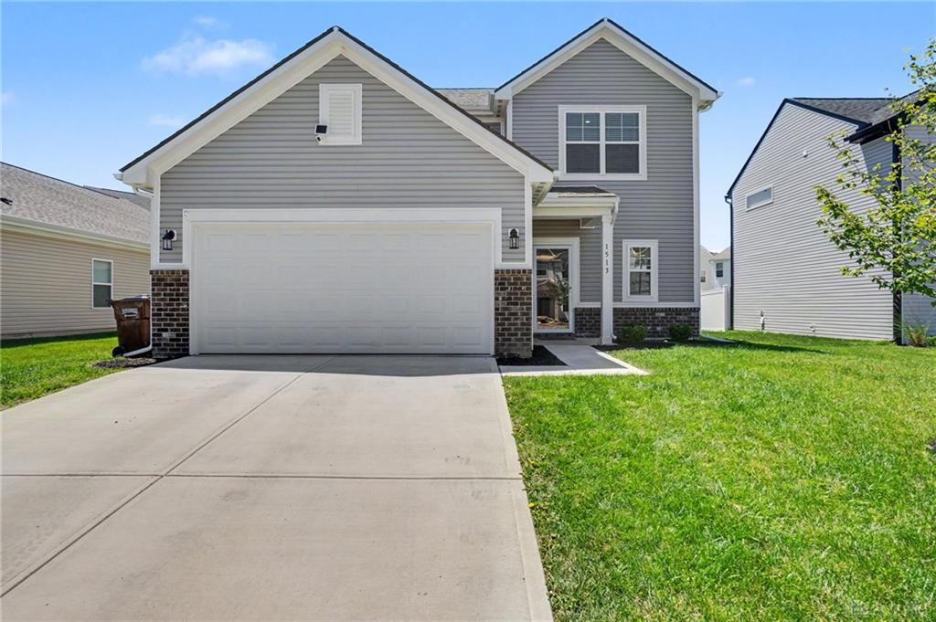 1513 Arrowhead Property Photo 1