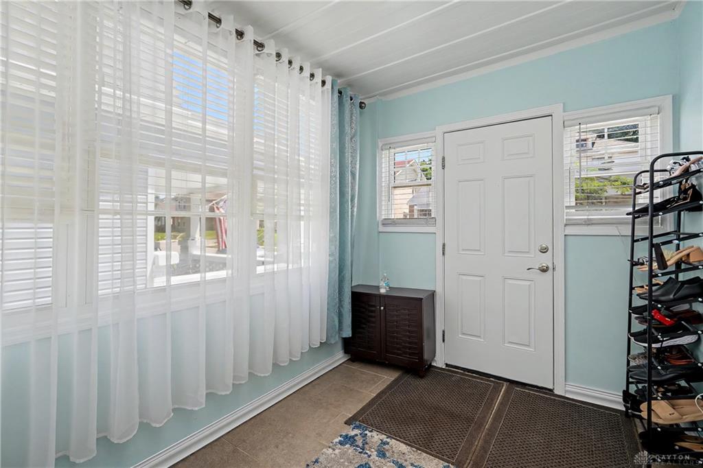 185 Grove Property Photo 7