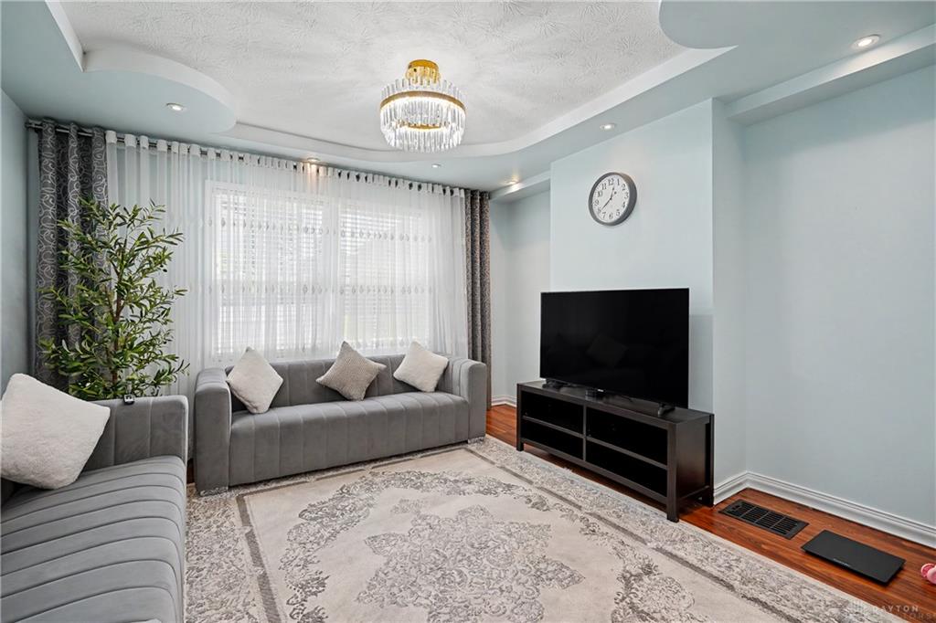 185 Grove Property Photo 14