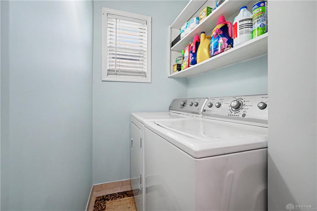 185 Grove Property Photo 26