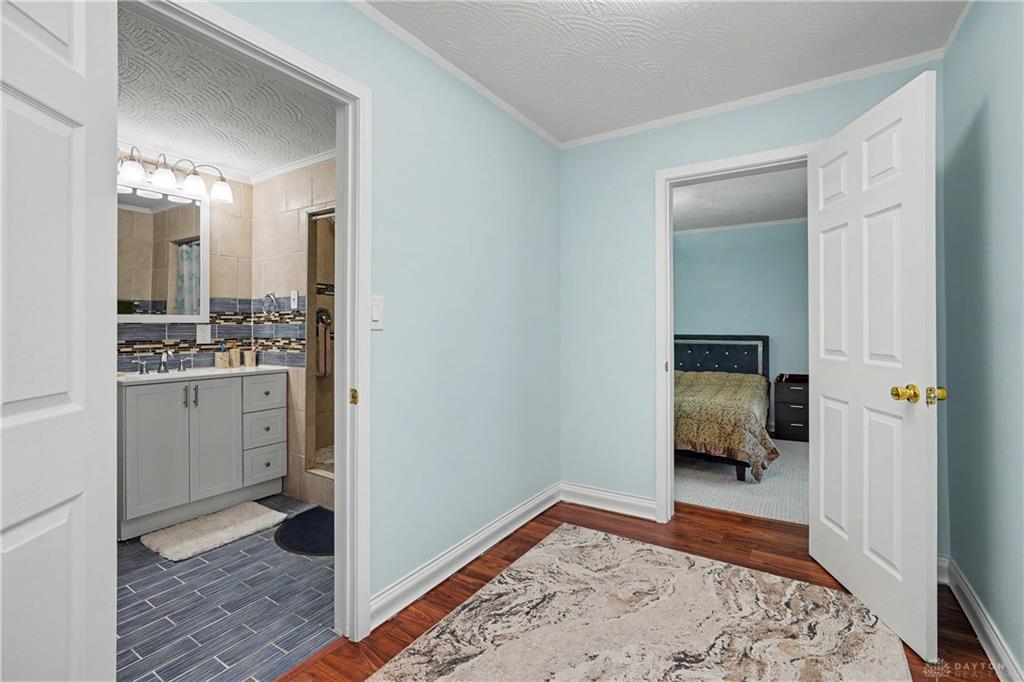 185 Grove Property Photo 33