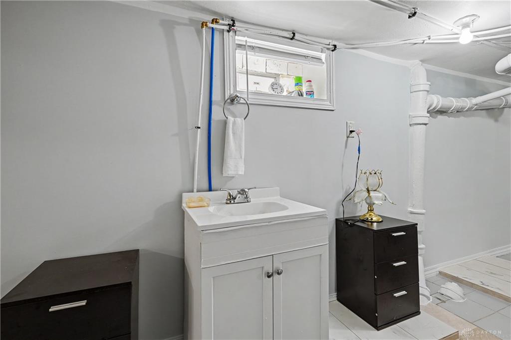 185 Grove Property Photo 42