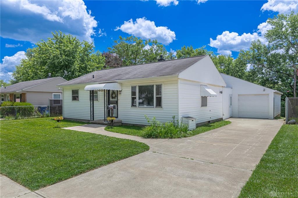 5374 Pickford Property Photo 4