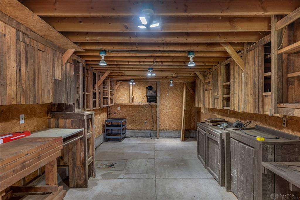 5374 Pickford Property Photo 8