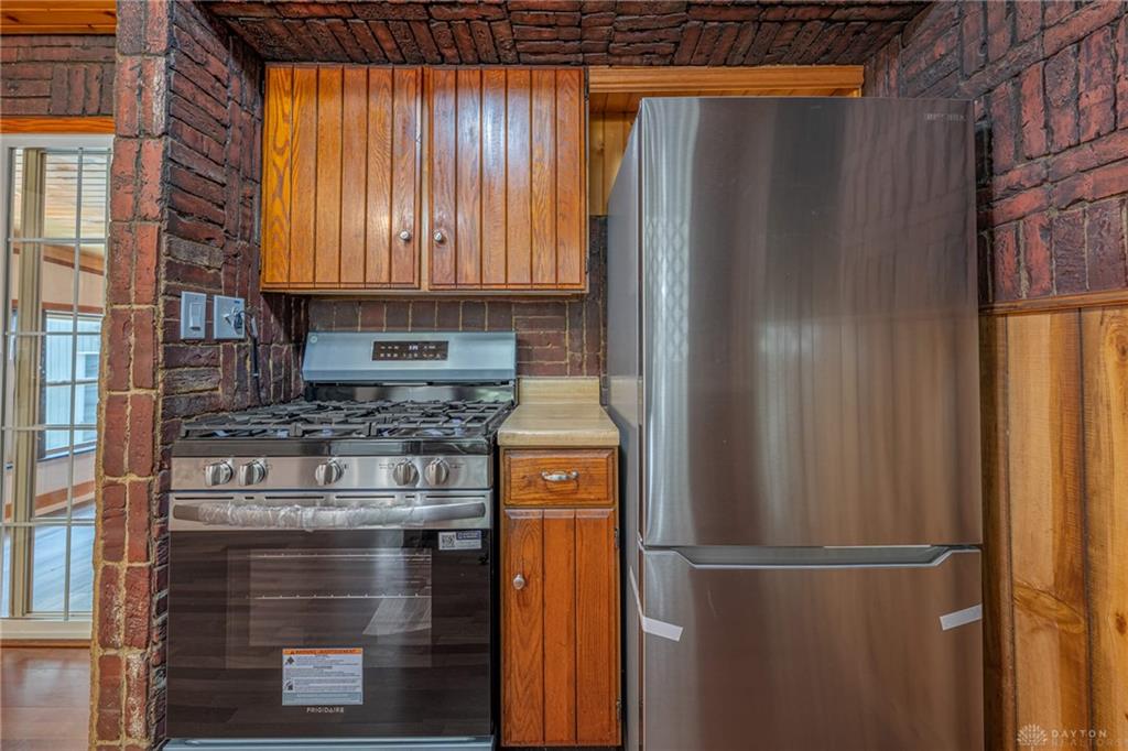 5374 Pickford Property Photo 16