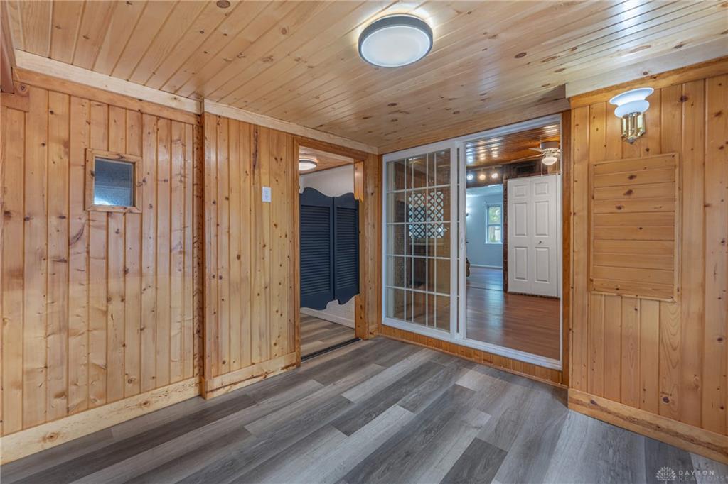 5374 Pickford Property Photo 21