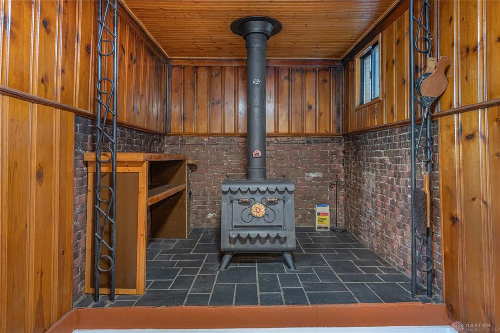 5374 Pickford Property Photo 24