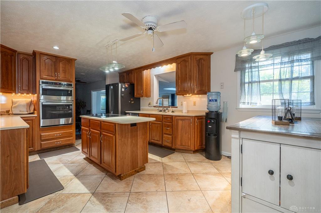 4939 Sweetbirch Property Photo 5