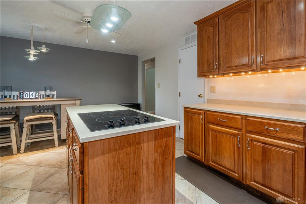 4939 Sweetbirch Property Photo 17