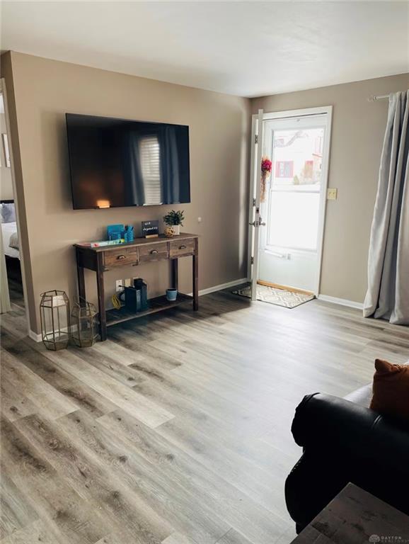 72 S Main Property Photo 4