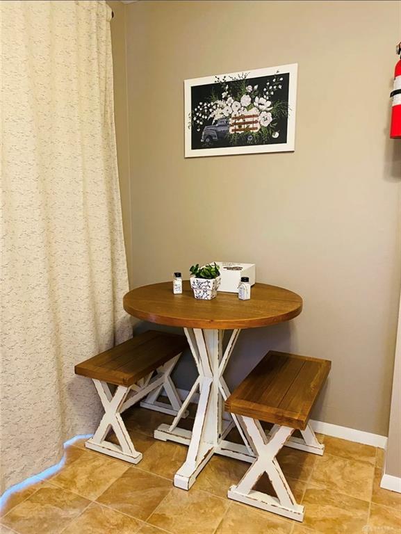 72 S Main Property Photo 6