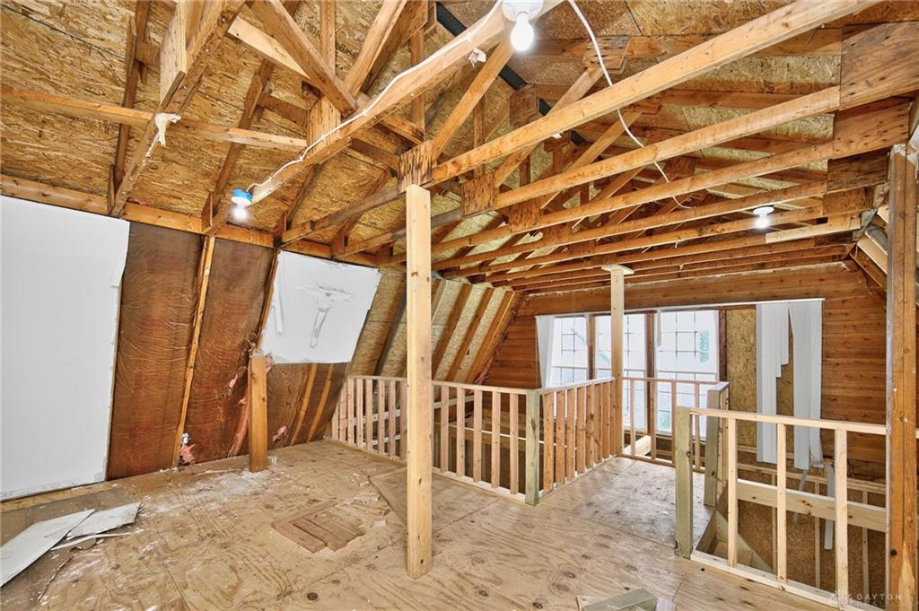 188 Alton Property Photo 33