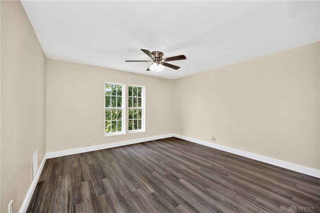 188 Alton Property Photo 37