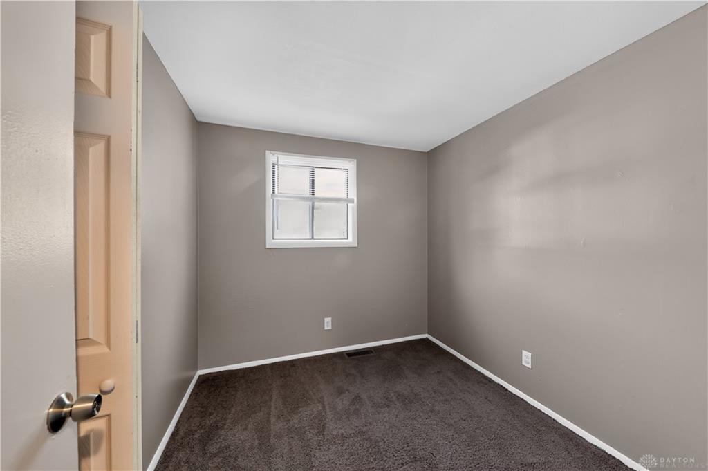 906 Miller Property Photo 18