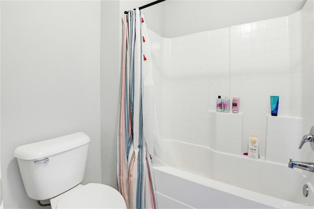 7485 Macaulay Property Photo 25
