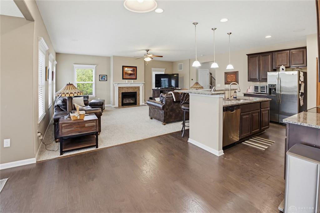 7485 Macaulay Property Photo 100