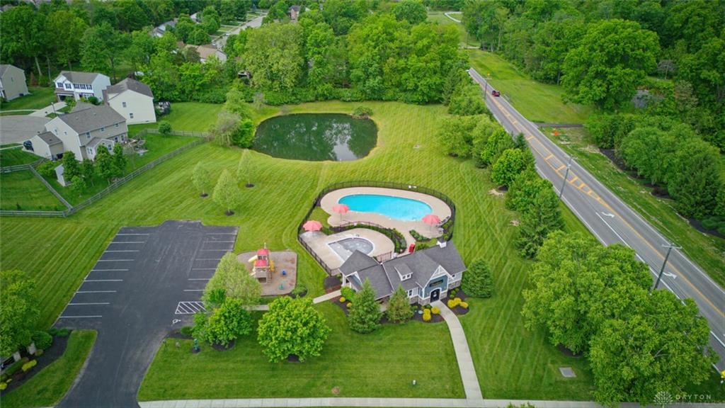 7485 Macaulay Property Photo 134