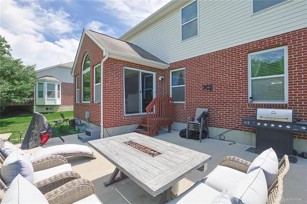 2032 Bridgewater Property Photo 5