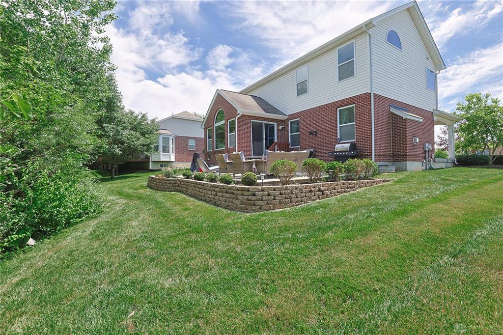 2032 Bridgewater Property Photo 9