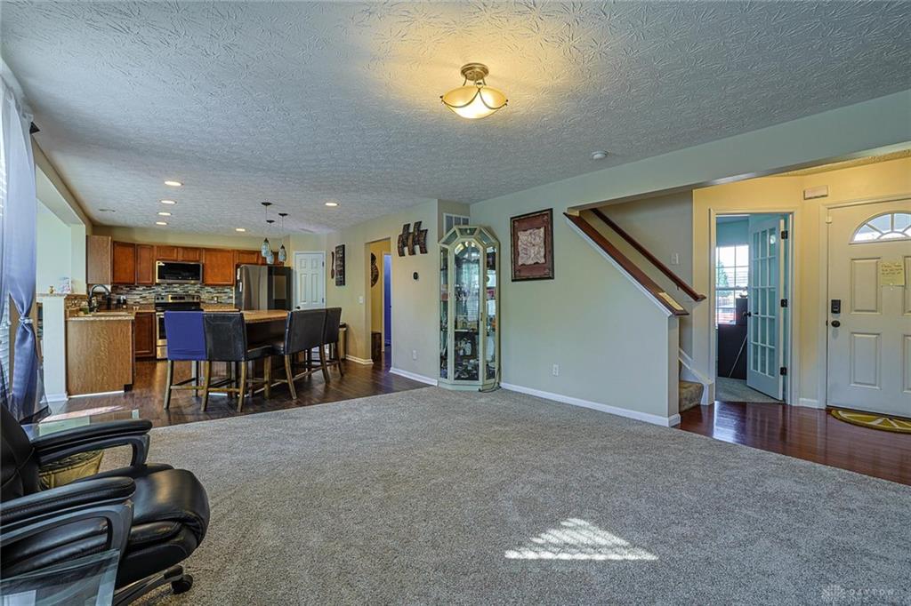 2032 Bridgewater Property Photo 11