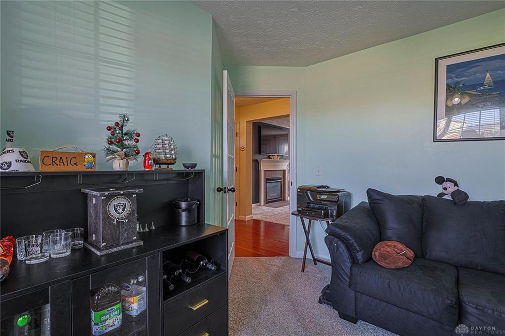 2032 Bridgewater Property Photo 24