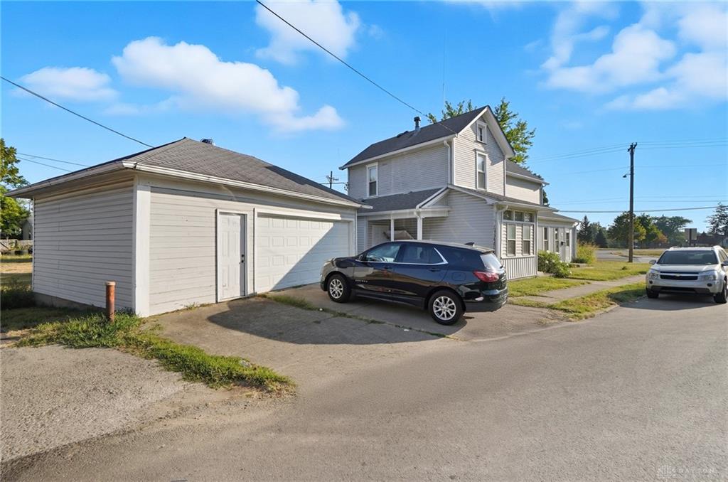 3303 N Main Property Photo 43