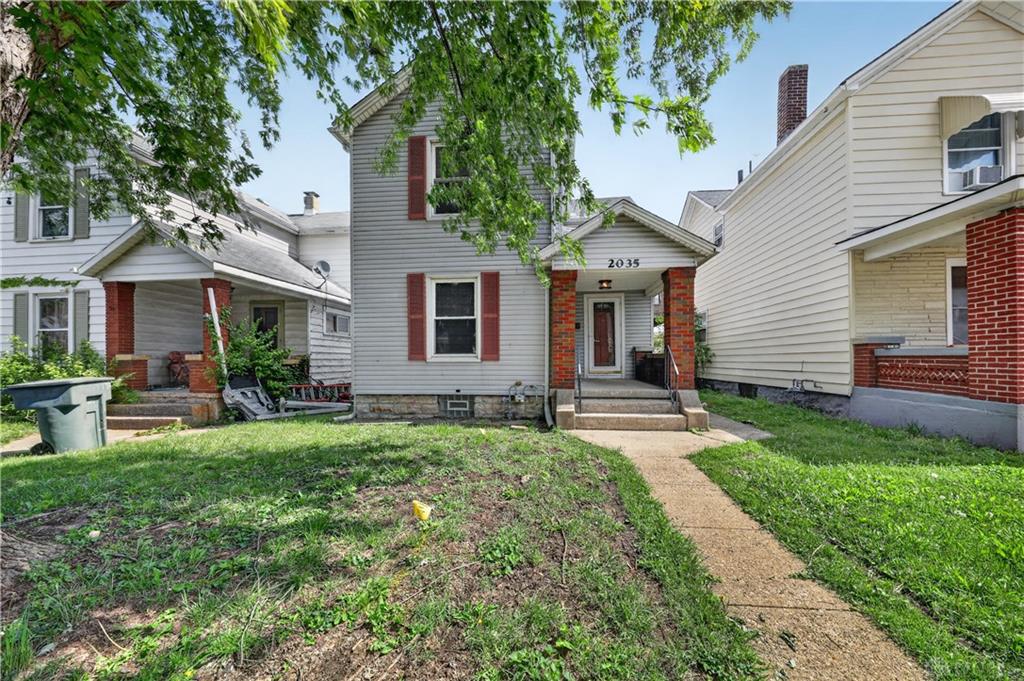 2035 Stapleton Property Photo 1