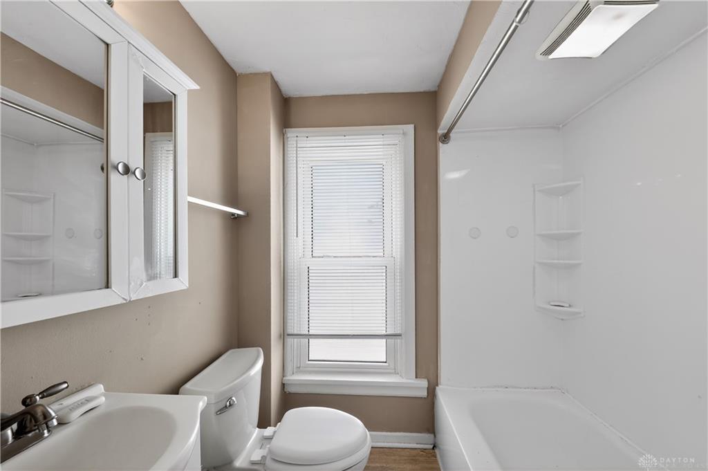 2035 Stapleton Property Photo 24