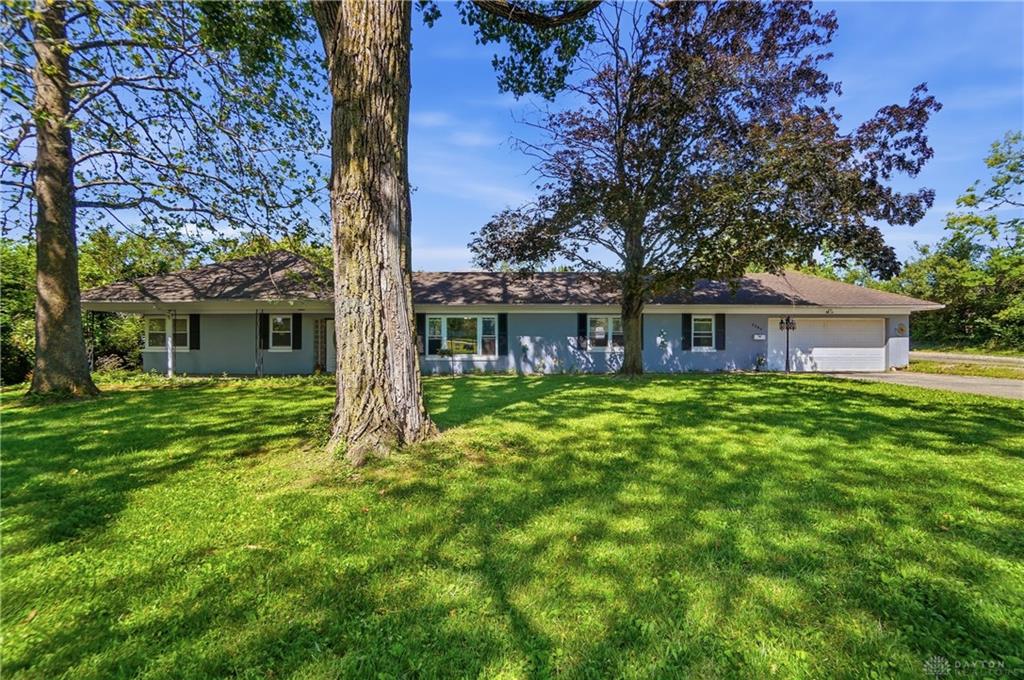 2553 Derr Property Photo 3