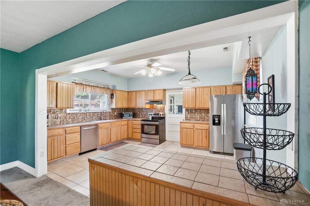 2553 Derr Property Photo 12