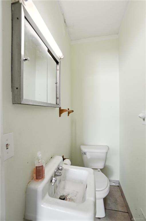 2553 Derr Property Photo 28