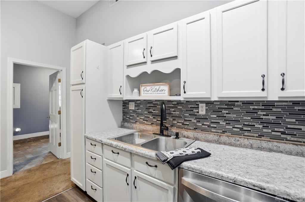 2553 Derr Property Photo 45