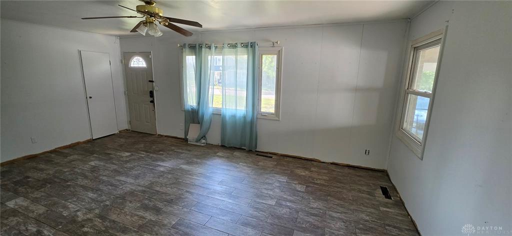 809 Richard Property Photo 6
