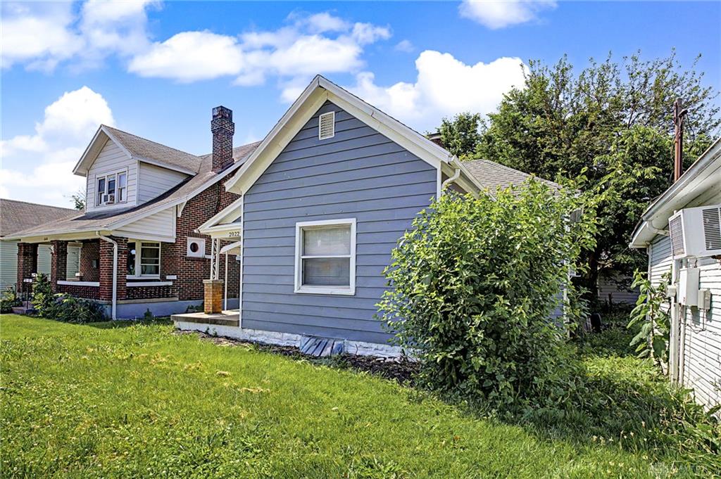 2022 Leo Property Photo 3