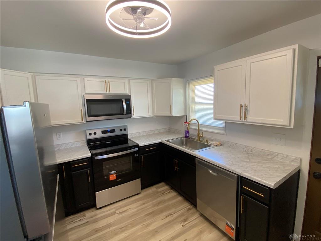 4037 Reading Property Photo 8