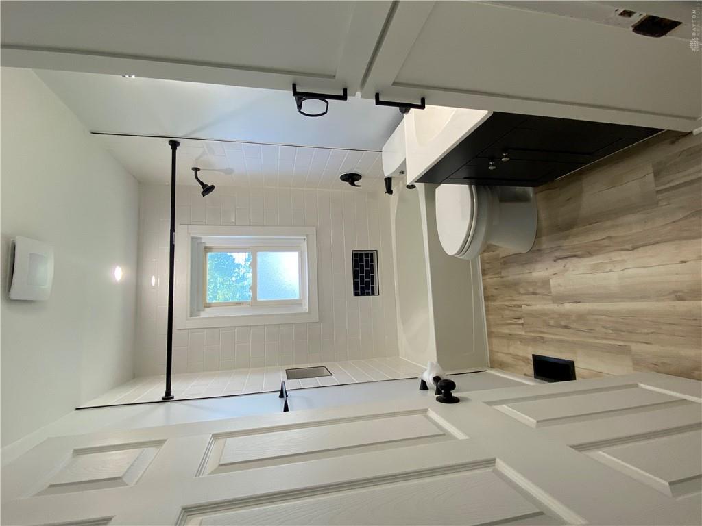 4037 Reading Property Photo 12