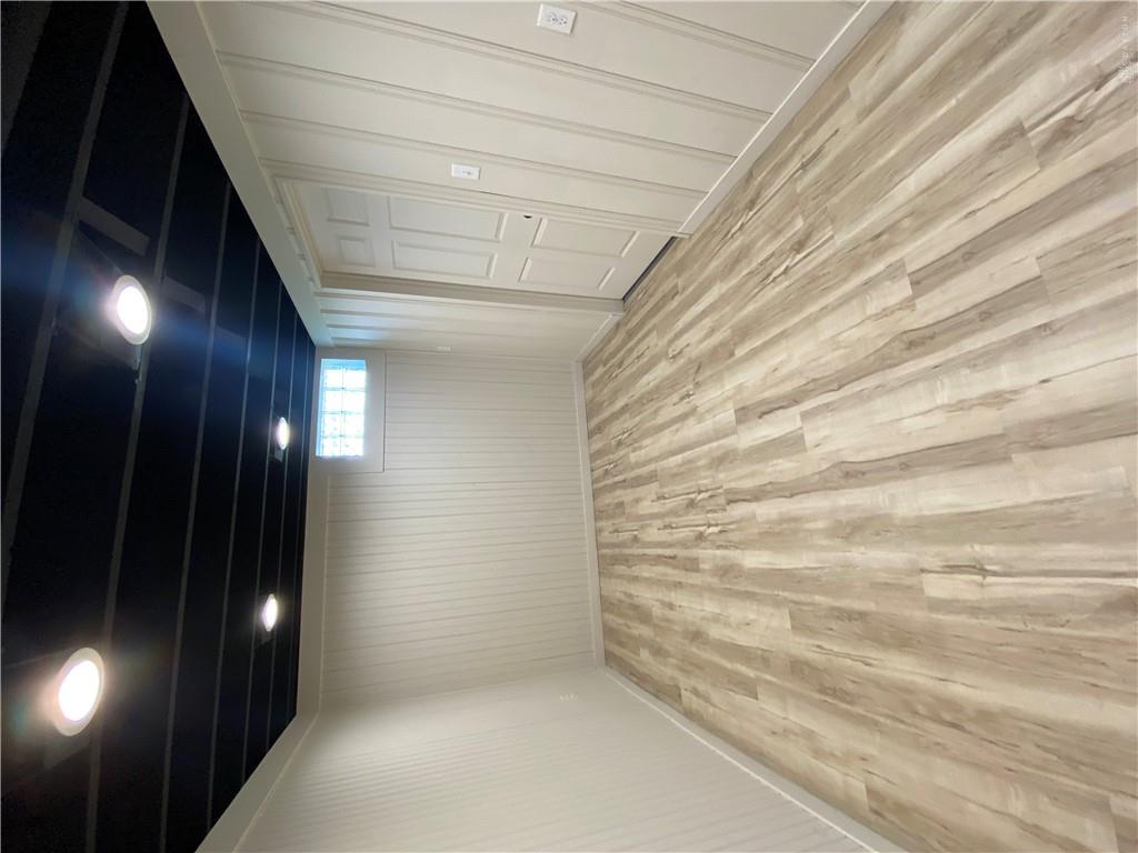 4037 Reading Property Photo 28