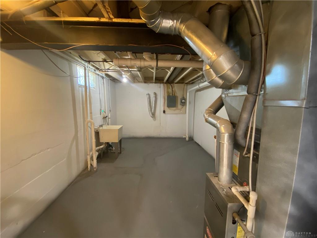 4037 Reading Property Photo 29