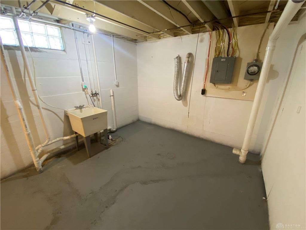 4037 Reading Property Photo 30