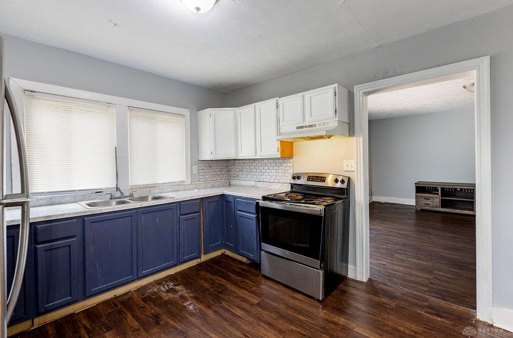 4900 Genesee Property Photo 12